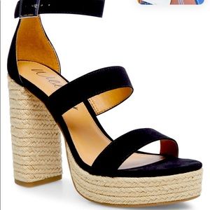 Heels platform...sizes 7m - 10